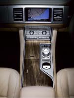 Jaguar XF 2008 года